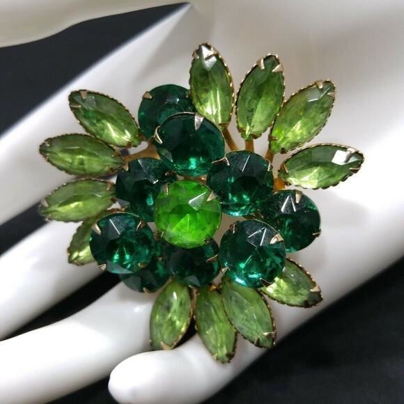 Vintage Green Rhinestone Brooch, 3D Flower, Riveted Prong Set, 1950s, 2 1/8" In - Picture 3 of 10